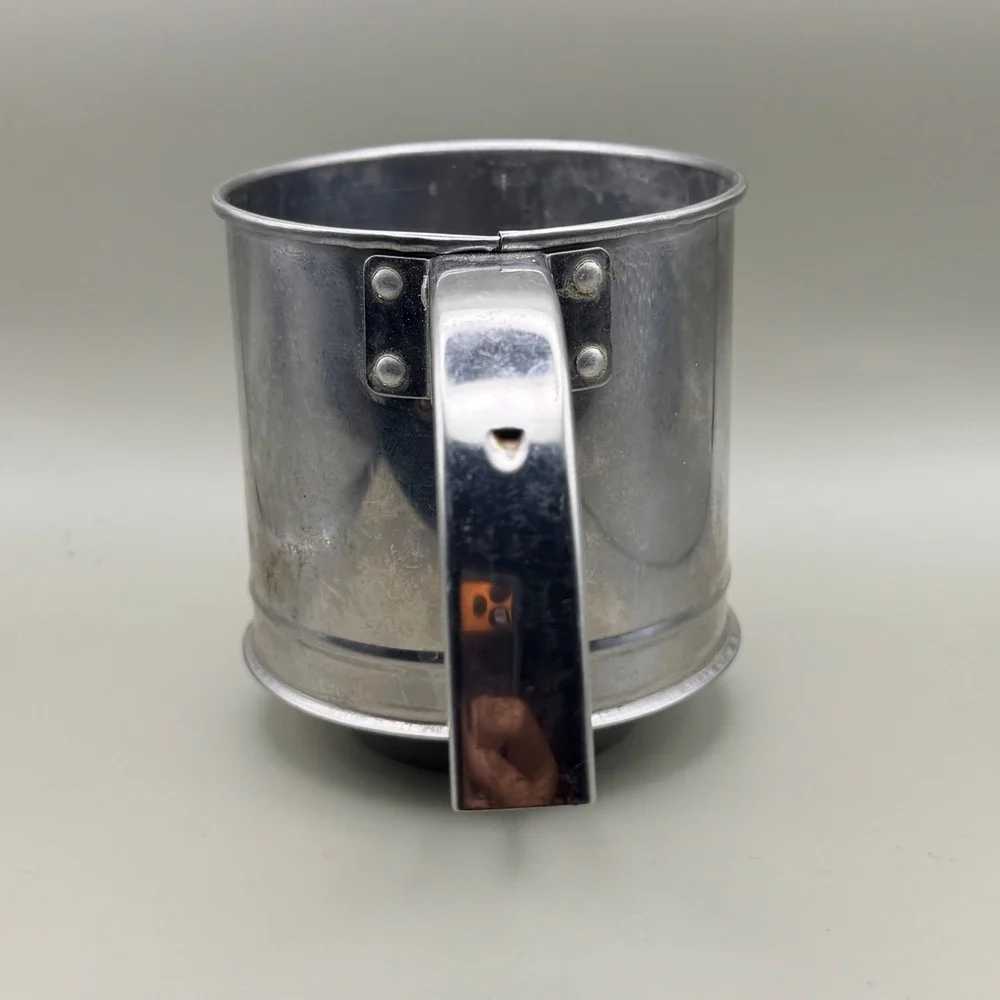Vintage Stainless Steel Flour Sifter Squeeze Handle Manual Kitchen Baking Tool